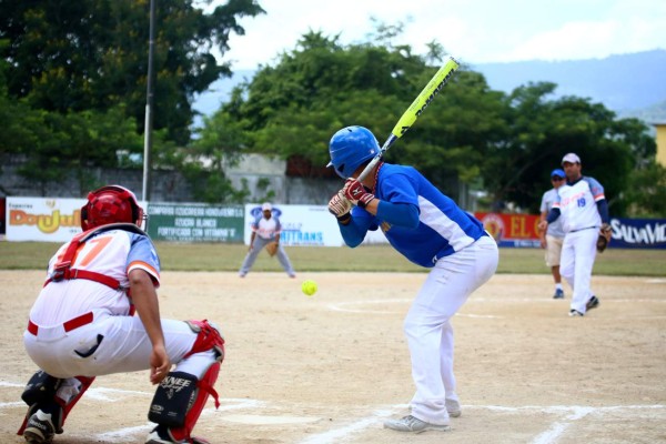 Fin de semana de softbol en Honduras