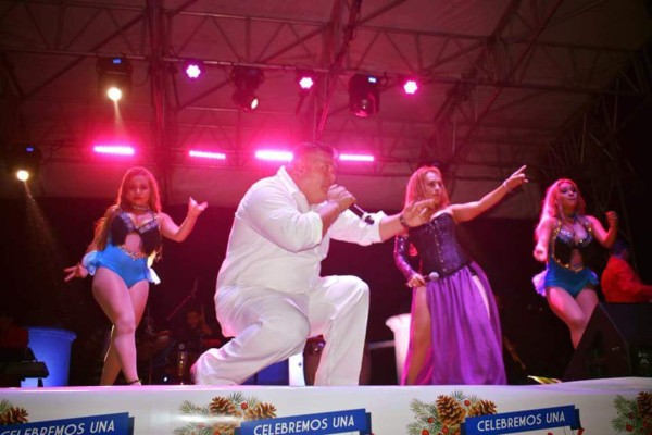 Al ritmo de la Sonora Dinamita despiden el 2017 en Gracias