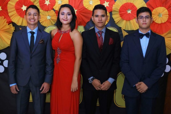 Joshua Rodríguez, Naty Enamorado, Josué Colindres y Carlos Davis