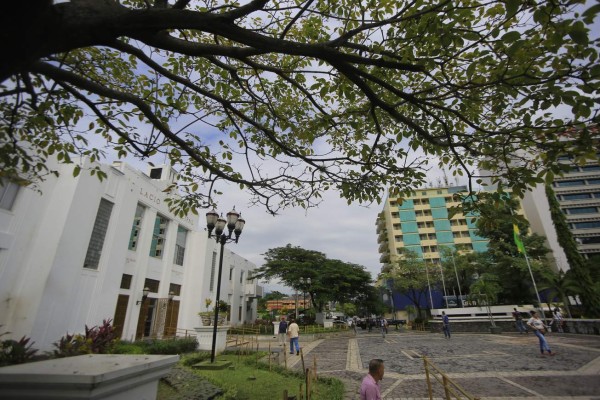 Clima fresco con chubascos leves impera en la zona norte