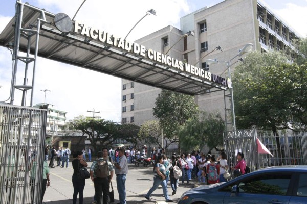 Crisis en la Universidad sigue en 'punto muerto”