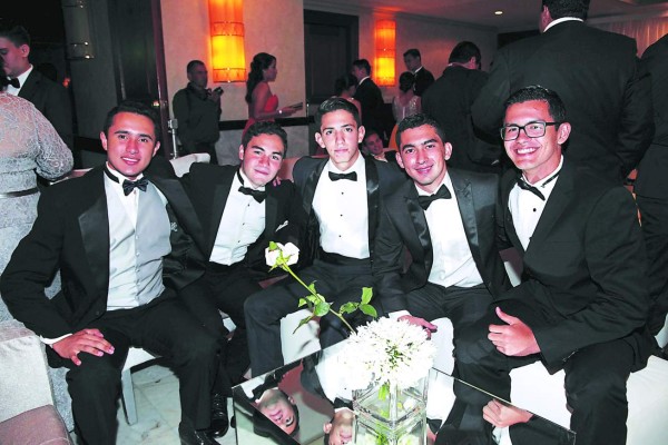 Graduación de DelCampo International School