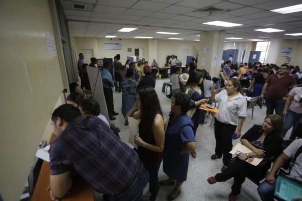 Solo 20 pasaportes de emergencia emitirán al día