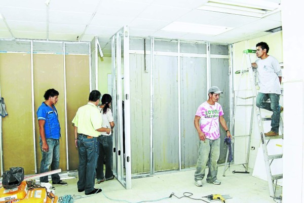 Remodelan área de cirugía y ortopedia del Mario Rivas