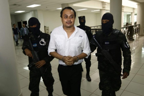 A audiencia inicial exregidor de Villanueva