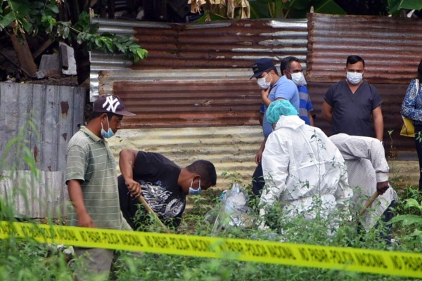 Desmembrados y semienterrados encuentran a dos hermanos en La Ceiba