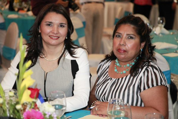 El enfoque es el altruismo total