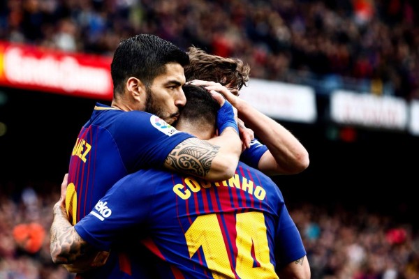 Barcelona cura sus heridas con triunfo y logra récord en España