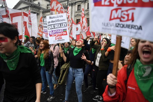 Legalización del aborto en Argentina en manos del Senado