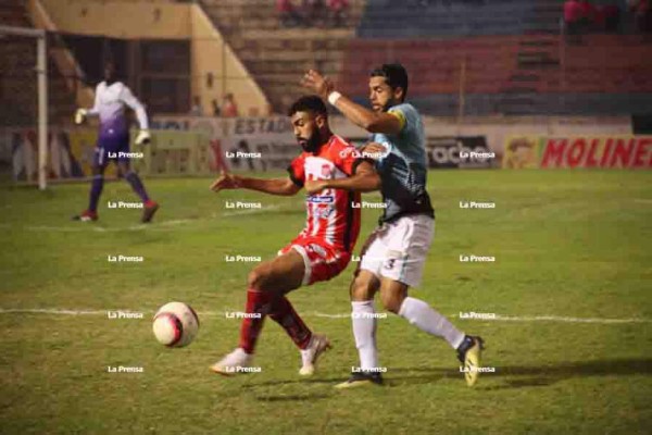 Real de Minas doblegó al Vida y sueña con la salvación