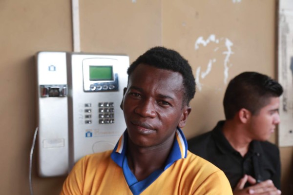 Al menos 10,000 empleos genera época navideña