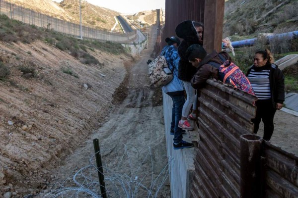 La Unión Europea ratifica su apoyo a México para frenar la crisis migratoria