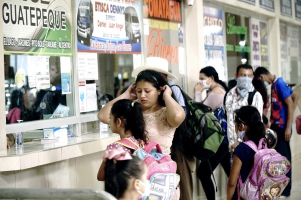 Temporada navideña revive movimiento en la terminal