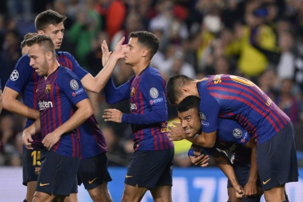 Barcelona doblega al Inter sin Messi y advierte al Real Madrid