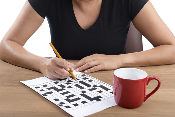 ¿Hacer un crucigrama al día protege de la demencia?