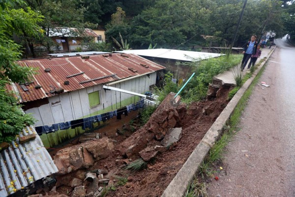 Amplían alerta roja para Tegucigalpa, Comayagüela y Valle   