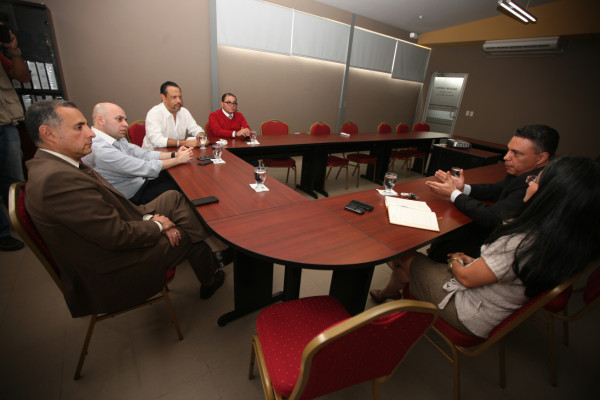 Fiscales generales coordinan con el CNA