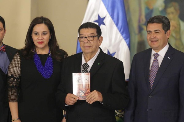 Jorge Montenegro presenta su nuevo libro