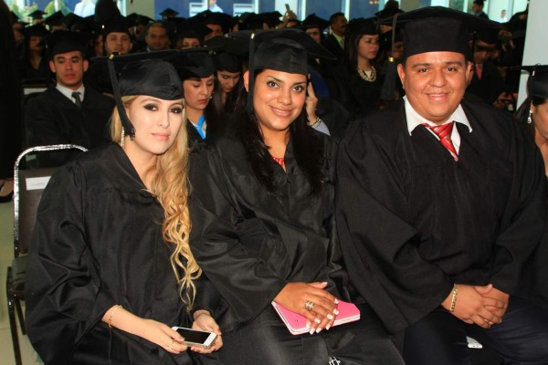 Unitec y Ceutec celebran graduación