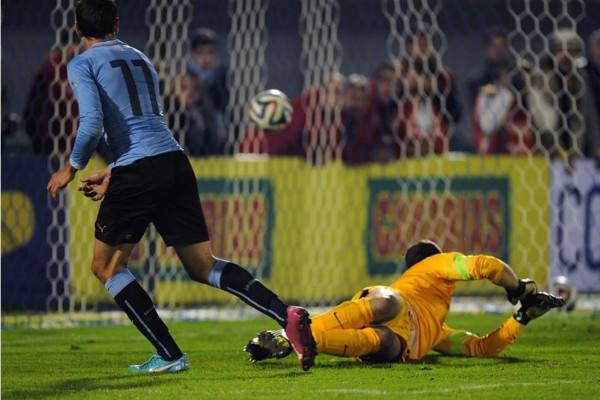 Uruguay venció a Eslovenia en último amistoso antes del Mundial
