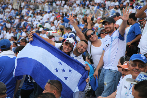 La afición hondureña, puro corazón