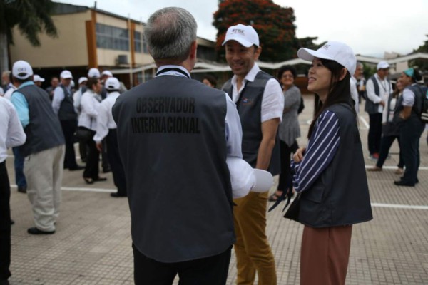 Quiroga: 'Esperamos que los comicios sean jornada de civismo en Honduras'