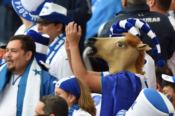 Hondureños y franceses vibran en Beira-Río