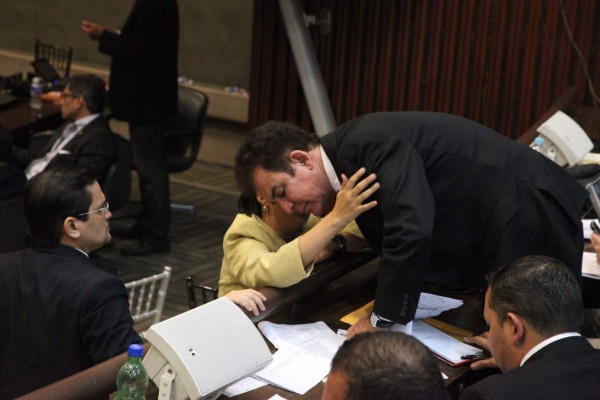 PAC propone diálogo nacional para definir nueva Corte