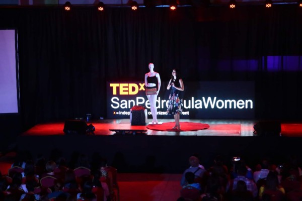 Expositoras hacen conciencia en el empoderamiento de las hondureñas