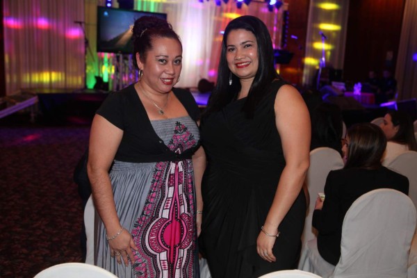 AeroMéxico celebra por sus éxitos