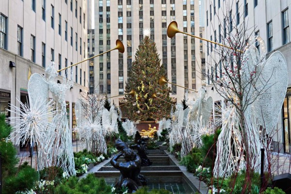 ¡Hermoso! Nueva York inaugura la época navideña con el encendido del árbol de Rockefeller