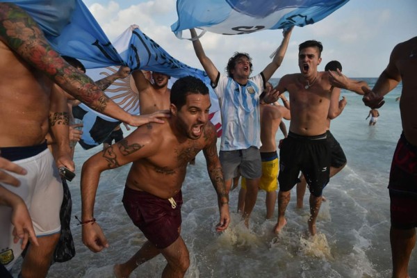 Así vivieron los argentinos el gol de Di María