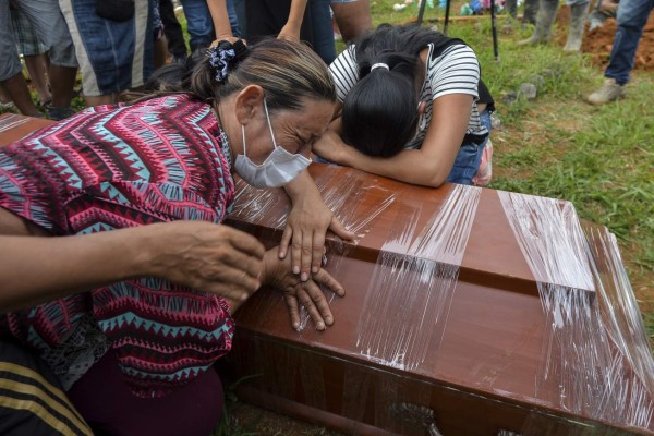 Número de muertos por avalancha en el sur de Colombia asciende a 273