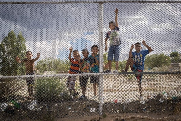 El plan 'tolerancia cero' separa a más de 650 niños de sus padres en la frontera de EEUU con México