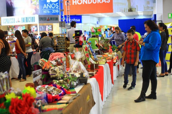 Mipymes realizan feria por Día de la Madre