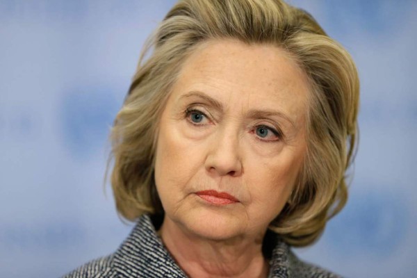 Hillary Clinton trató secretos de Estado en mail privado