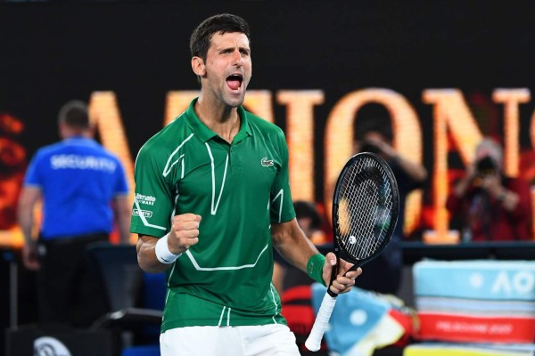 Djokovic jugará la final en Melbourne tras vencer a un Federer tocado&nbsp;&nbsp;