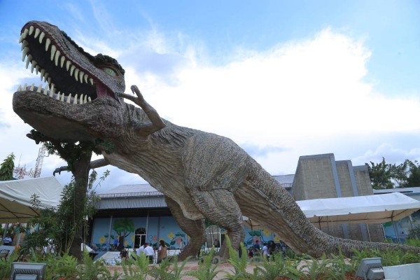 T-rex, la gran atracción del Museo de la Infancia - Diario La Prensa
