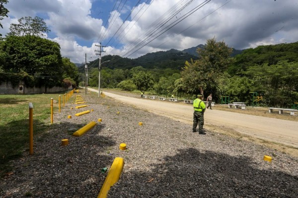 Habilitan parqueo para los caminantes de El Merendón