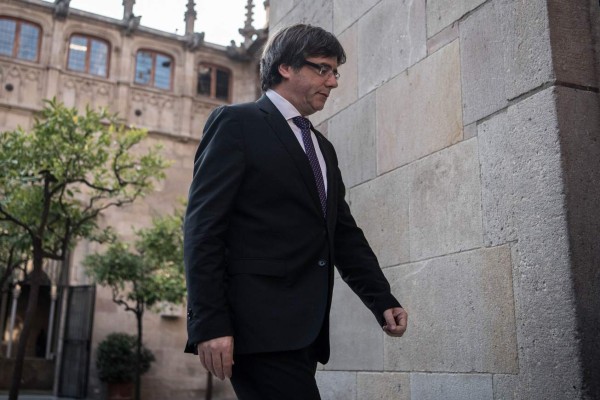 Partido de Puigdemont concurrirá a elecciones catalanas convocadas por Rajoy
