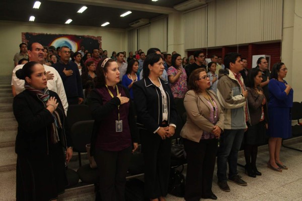 Egresados de la Unah-VS tendrán bolsa de empleo