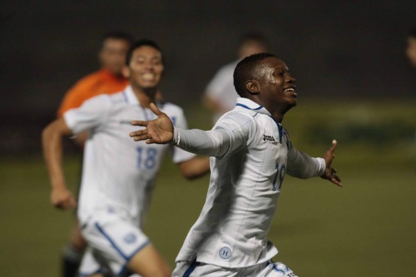 Junior Lacayo da a la Sub 20 de Honduras el primer triunfo