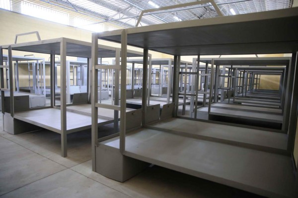 Hacinamiento en cárceles bajará a 9% en junio de 2016