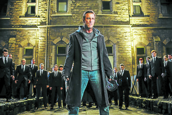 Aaron Eckhart: 'Le tengo pánico a las mujeres”