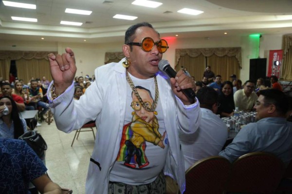 Paco Show regresa para arrancar carcajadas a los sampedranos