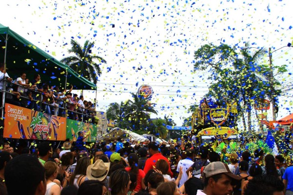 Diversión a lo grande en el carnaval de San Pedro Sula