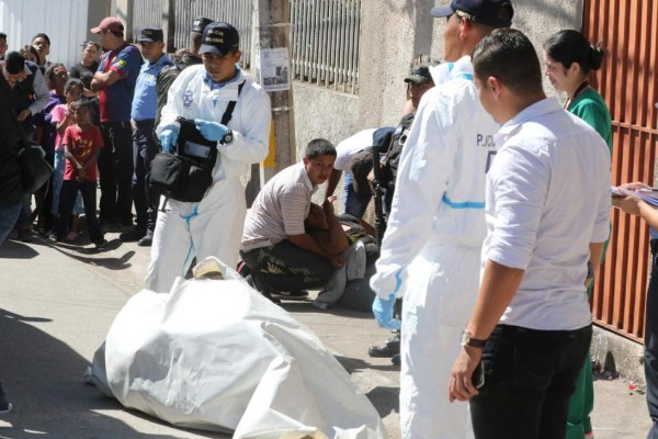 En caja dejan cadáver de carpintero que fue a pasar fin de año a Tegucigalpa