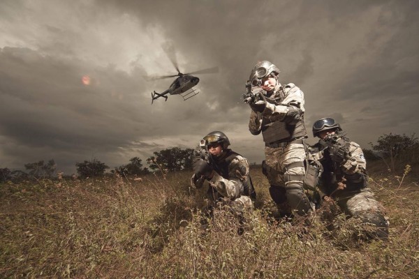 En impresionante operativo, México busca por cielo tierra y mar a estudiantes desaparecidos