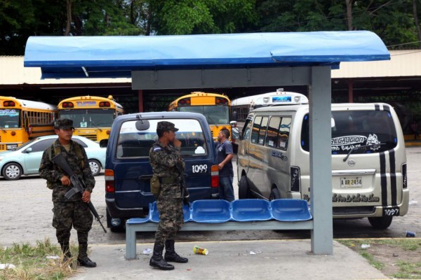 Extorsión está dejando sin transporte a estudiantes de Unah-VS