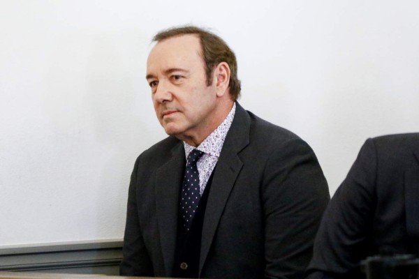 Kevin Spacey es detenido tras comparecer ante la justicia por supuesta agresión sexual